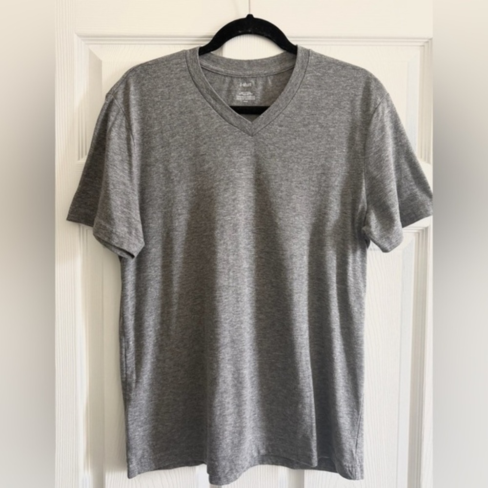 Nordstrom Rack Men's Heather Gray V-Neck Tee